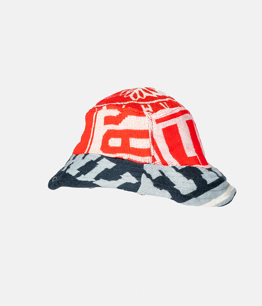 RECUPERO 22di25 Pre-loved scarves custom bucket hat