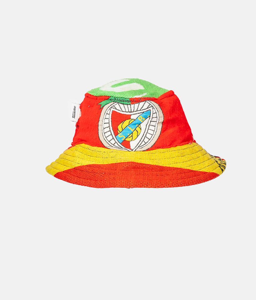 <tc>RECUPERO II, 12of25 Pre-loved scarves custom bucket hat</tc>