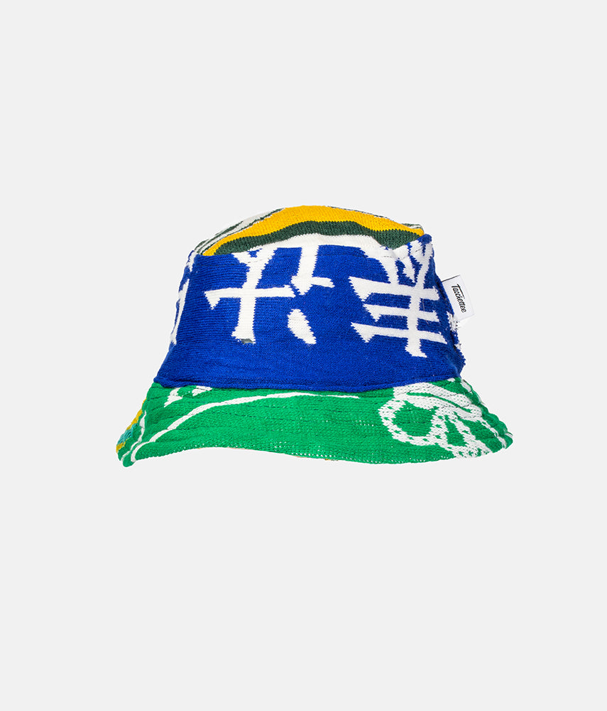 <tc>RECUPERO II, 14of25 Pre-loved scarves custom bucket hat</tc>