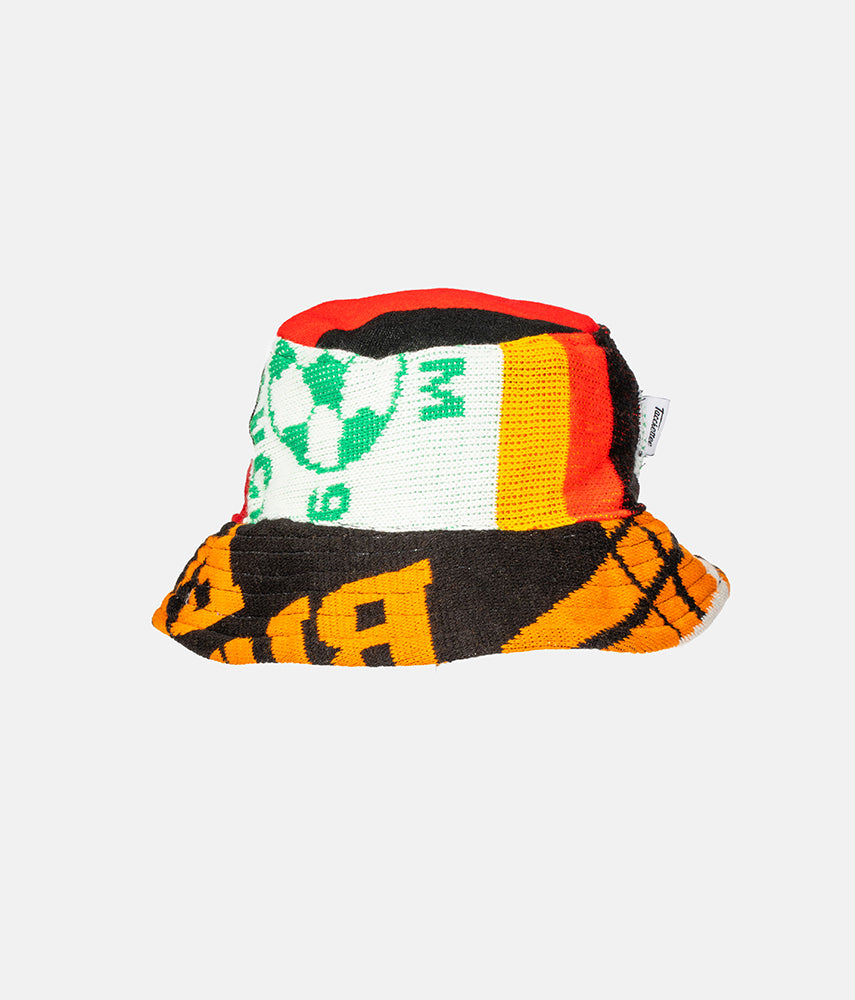 <tc>RECUPERO II, 24of25 Pre-loved scarves custom bucket hat</tc>