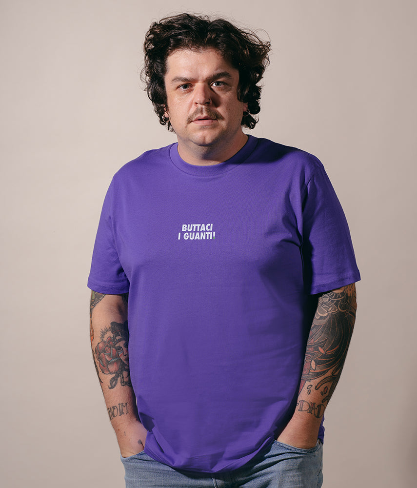 BUTTACI I GUANTI! T-shirt