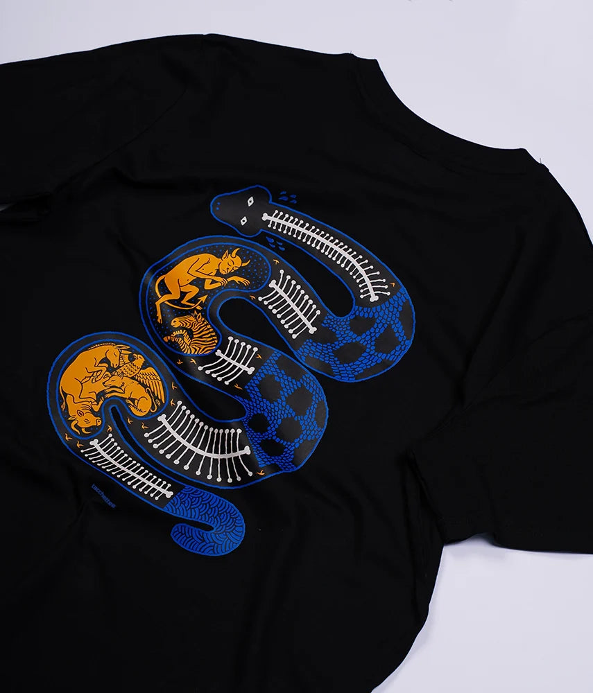 LA FAVOLA DI AMARU T-shirt