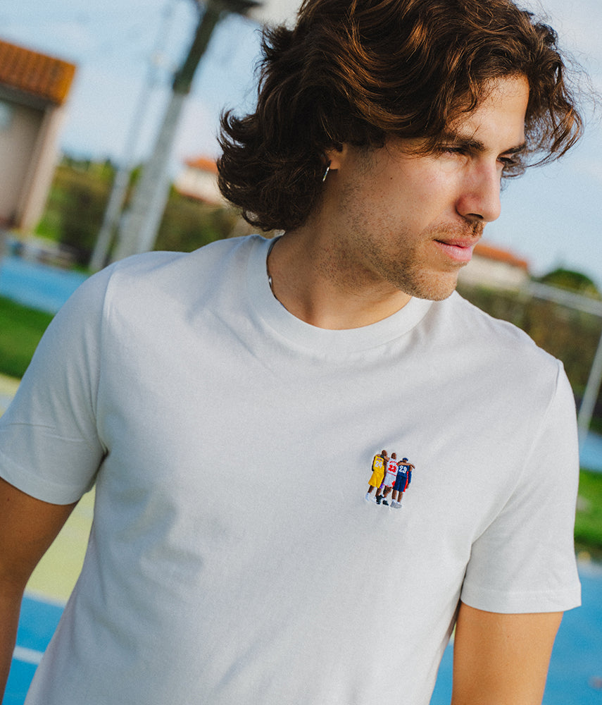 MAGIC TRIO T-shirt ricamata
