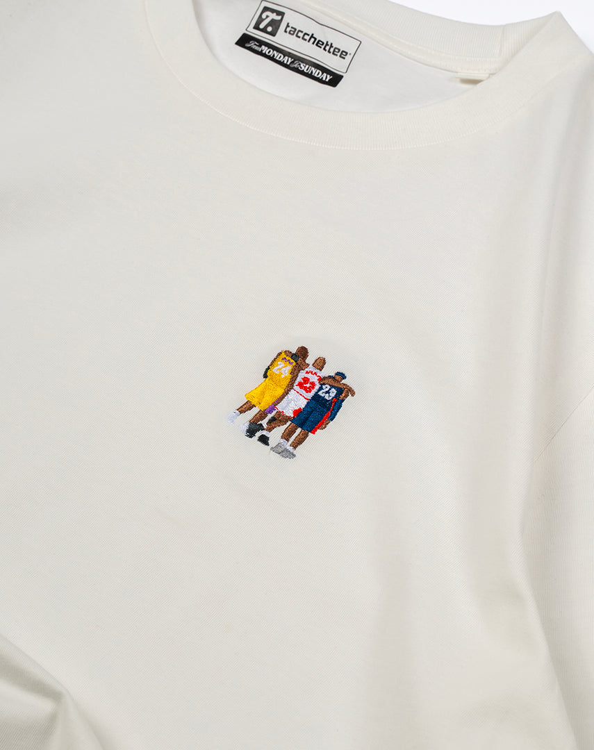 MAGIC TRIO T-shirt ricamata