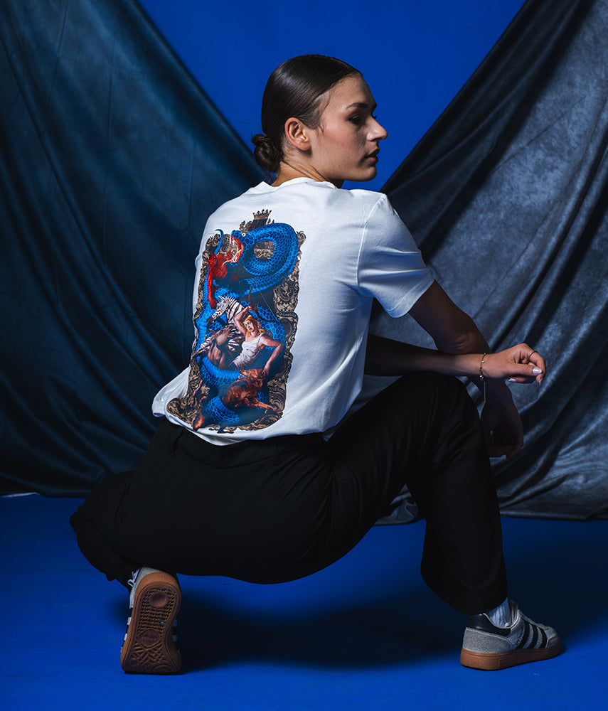 NELLA BOLGIA NERAZZURRA T-shirt