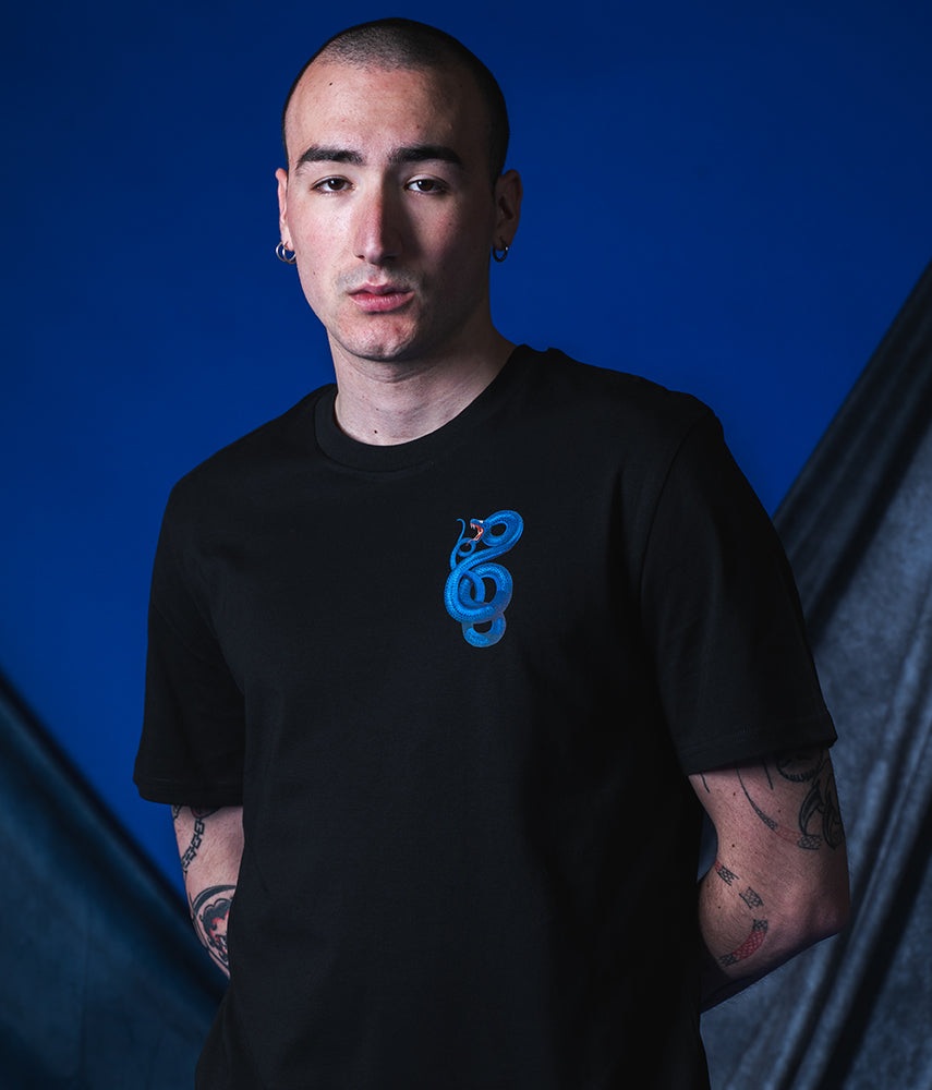 NELLA BOLGIA NERAZZURRA T-shirt