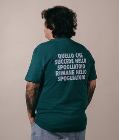 NELLO SPOGLIATOIO. T-shirt
