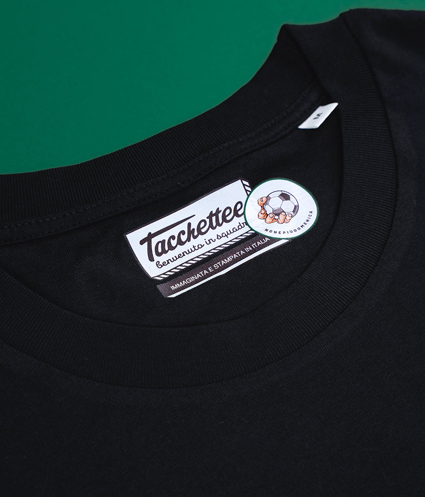 NELLO SPOGLIATOIO. T-shirt