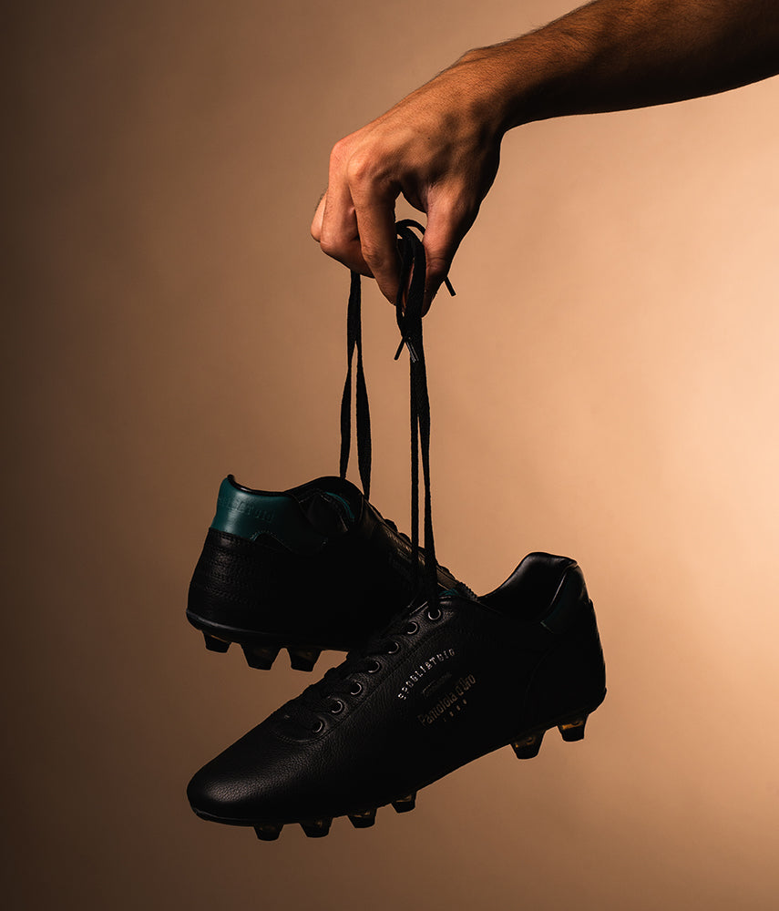 SPOGLIATOIO Pantofola d'Oro x Tacchettee Scarpe da Calcio