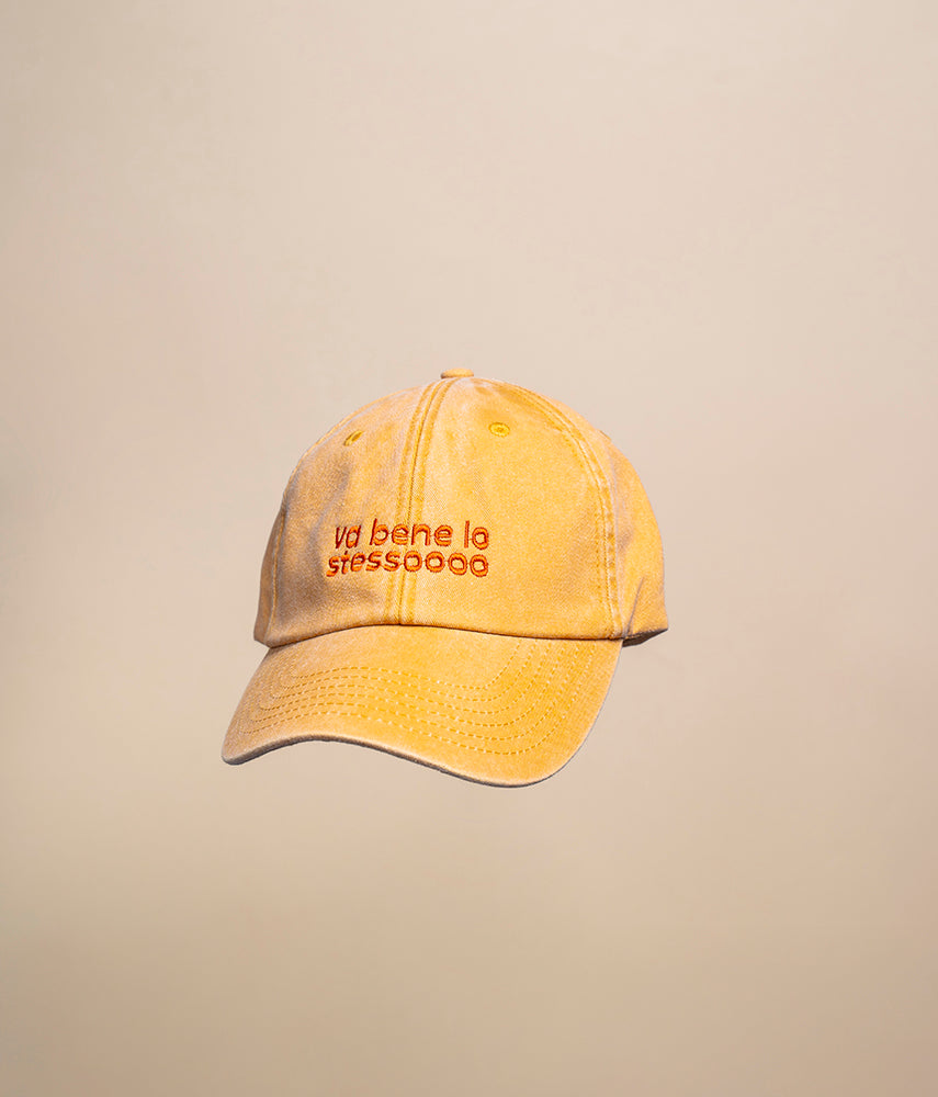 VA BENE LO STESSO Cappellino visiera
