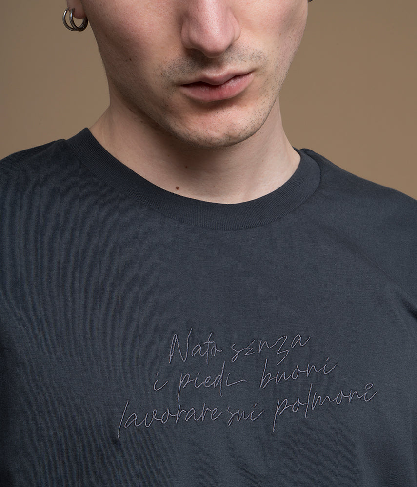 NATO SENZA I PIEDI BUONI T-shirt
