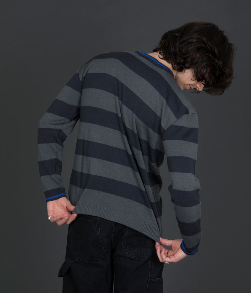 BLACK AND BLUE Seven Sisters Jacquard knitwear