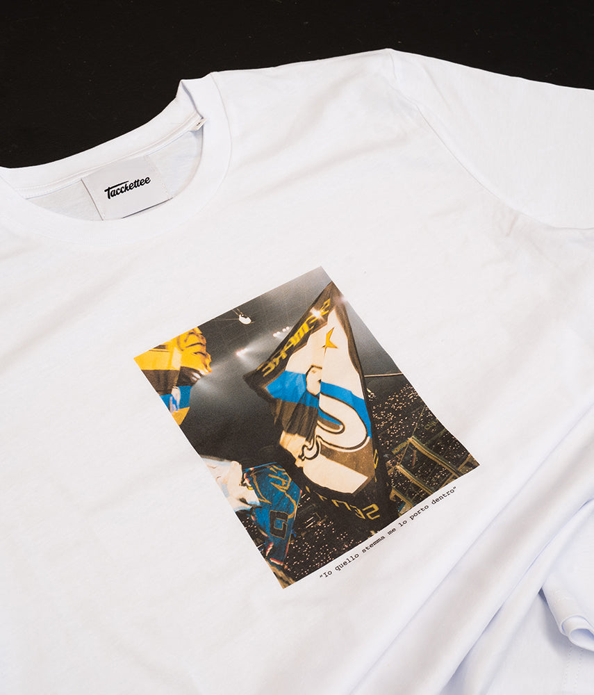 I CARRY THAT COAT OF ARMS INSIDE ME - T-shirt