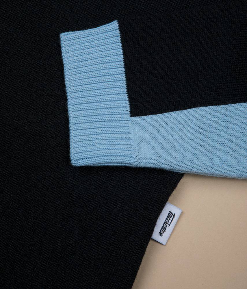 THE WHITE AND THE LIGHT BLUE Seven Sisters Jacquard knitwear