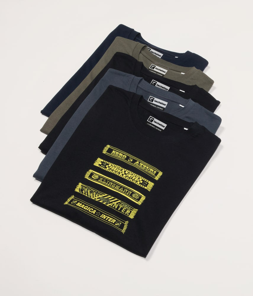 LA SCIARPATA - I NERAZZURRI T-shirt stampata - Tacchettee
