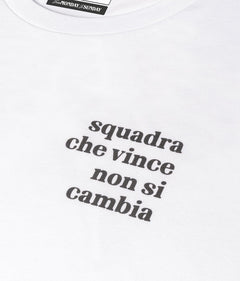 SQUADRA CHE VINCE T-shirt stampata - Tacchettee