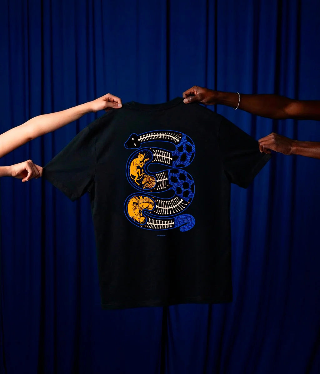 LA FAVOLA DI AMARU T-shirt