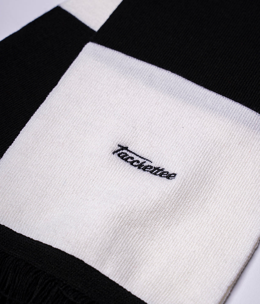 THE BLACK AND WHITE SCARF Scarf