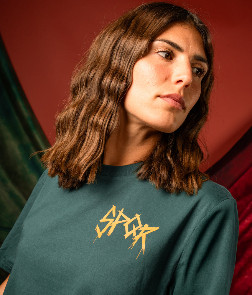 NELLA TANA DELLA LUPA T-shirt