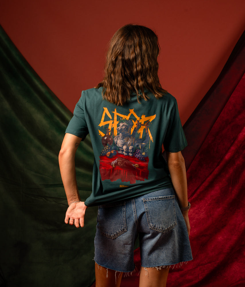 NELLA TANA DELLA LUPA T-shirt