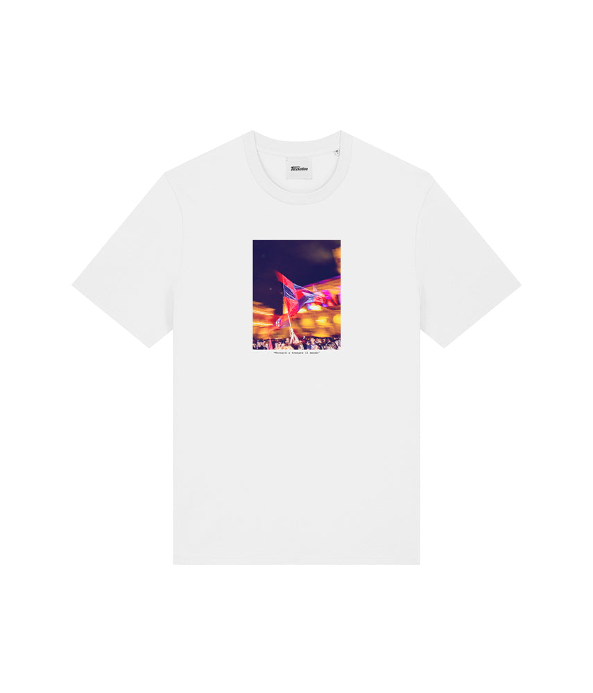 THE WORLD WILL SHAKE AGAIN - T-shirt