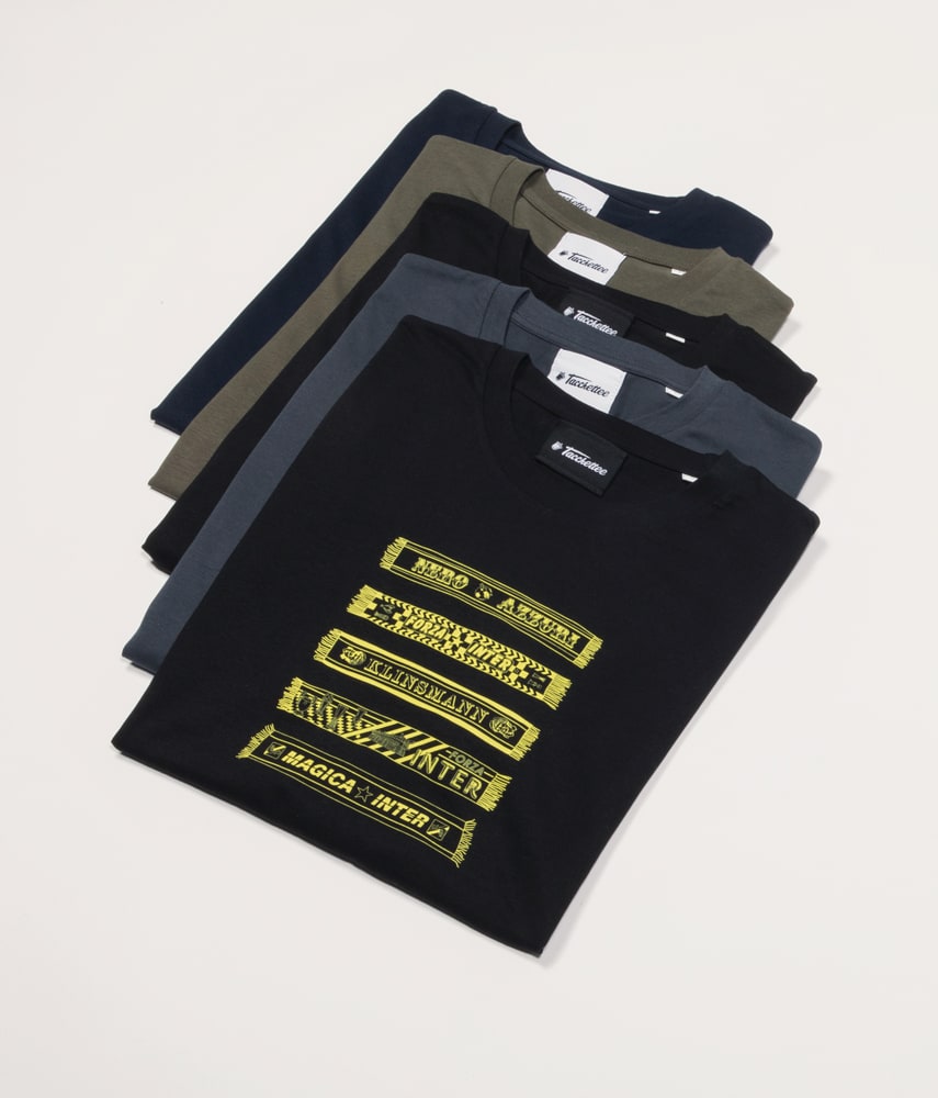 LA SCIARPATA - I NERAZZURRI T-shirt stampata - Tacchettee